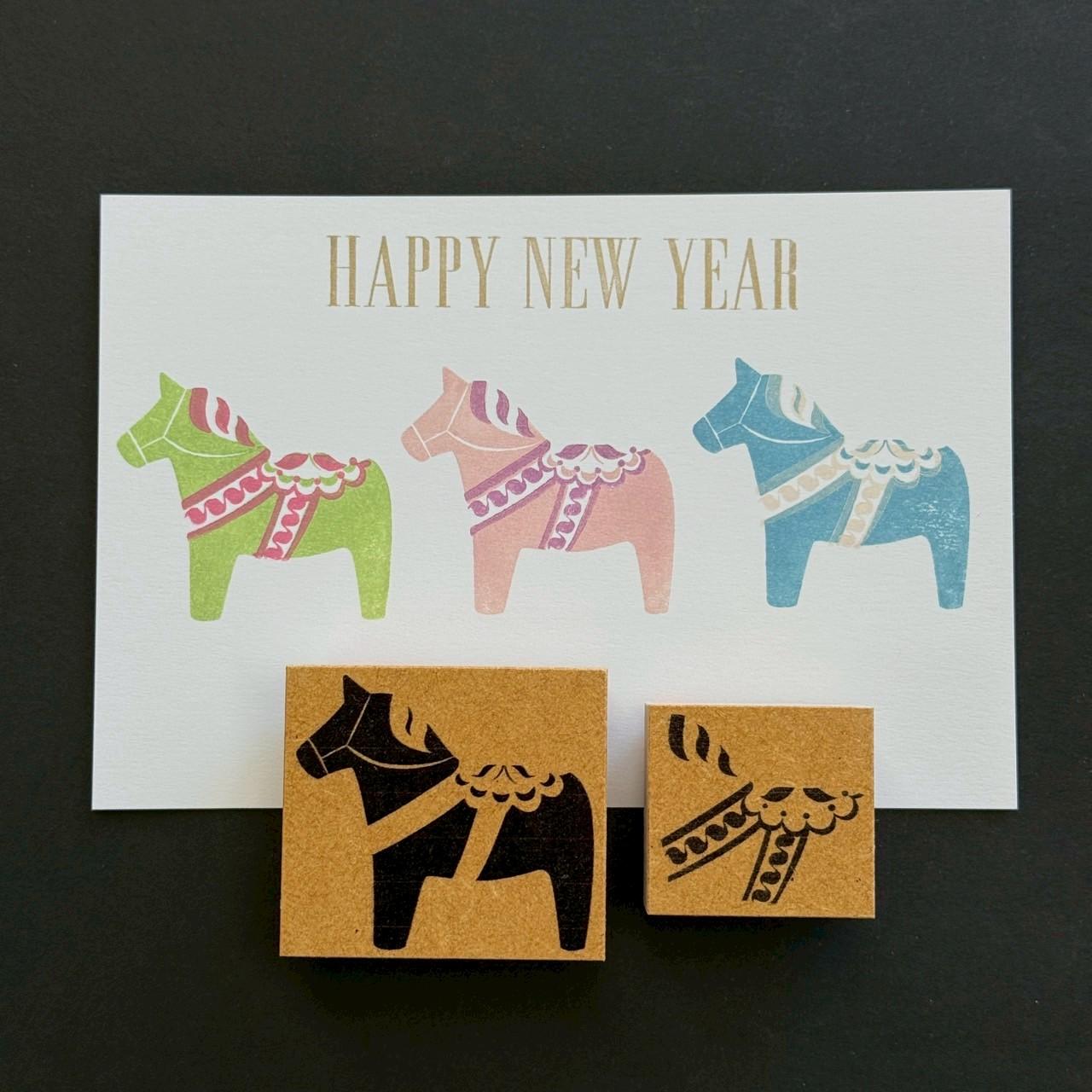 重ね捺しダーラナホース1枚目の画像